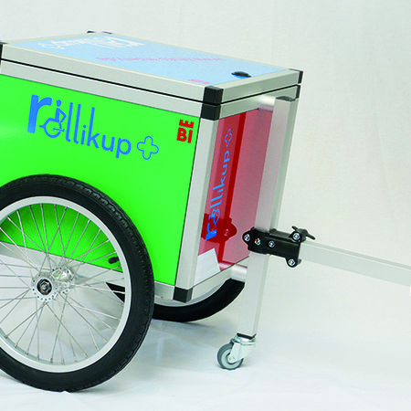 Rollikup Anhänger für den Rollstuhl Seitenansicht
